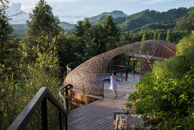 齐云山树屋世界-060-qiyun-mountain-tree-house-china-by-chongqing-wisto-landscape-design-co-ltd-shanghai-atelier-design-continuum-shanghai-jund-architects-co-ltd-anhui-xiangyuan-freedom-home-holiday-camp-manage