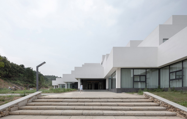 河南神山岭综合服务中心-024-architectural-design-of-the-shenshan-ridge-integrated-service-center-china-by-3andwich-design-he-wei-studio