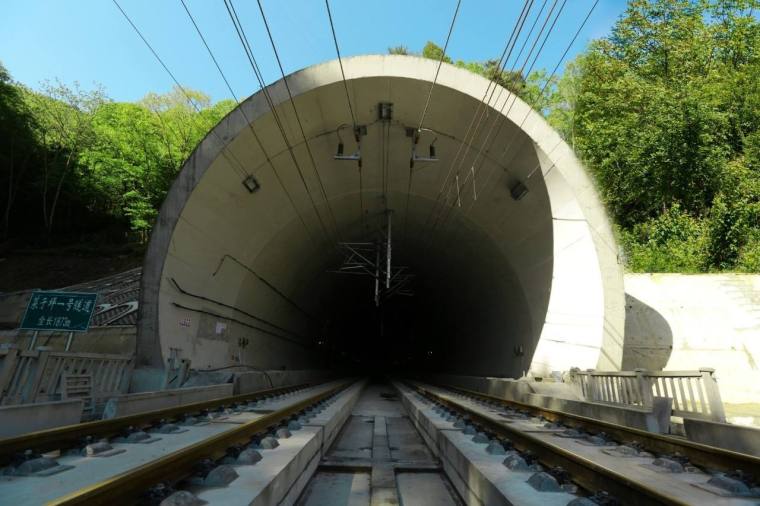山体隧道施工安全要点资料下载-隧道施工工艺质量控制要点（含图）