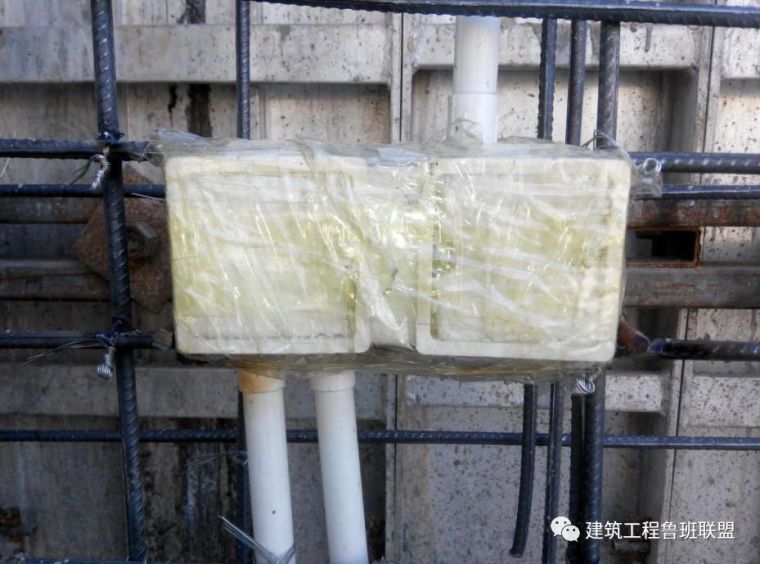 水电精确定位方案资料下载-铝模工艺下，机电预埋如何精确定位？