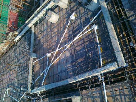模板工程现场常见问题以及注意措施方案-降板吊模