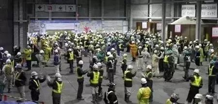 日本建筑工地和工人月薪4万怎么做到？！_14