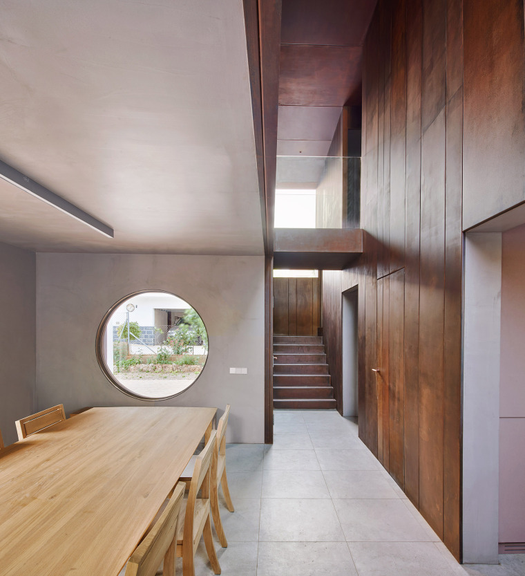 西班牙画廊住宅-009-gallery-house-by-raul-sanchez-architects