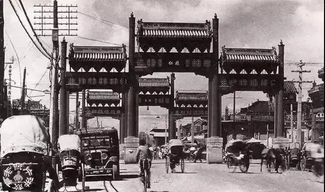 1920年代的东四牌楼1920年代的西直门及其箭楼老北京胡同民国时期的西