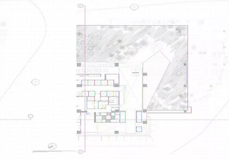 140米高：全玻璃幕“方形”综合体_20