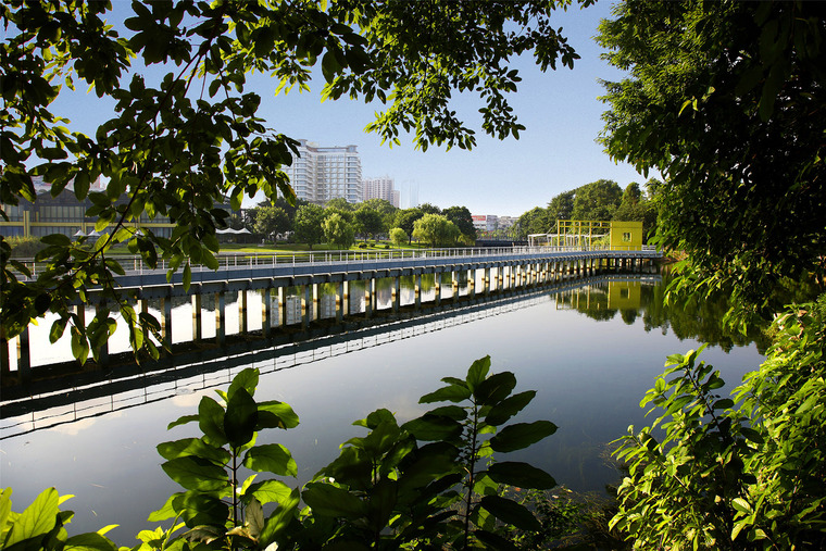 中山岐江公园-120-zhongshan-shipyard-park-china-by-turenscape