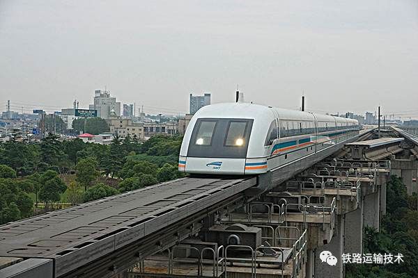 [分享]磁悬浮和跨座式单轨是如何变轨的?