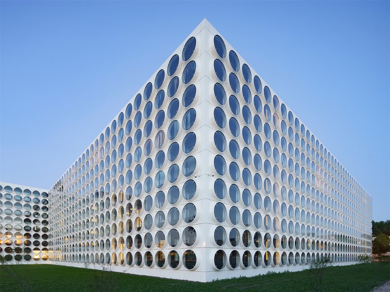 荷兰拉威尔公寓