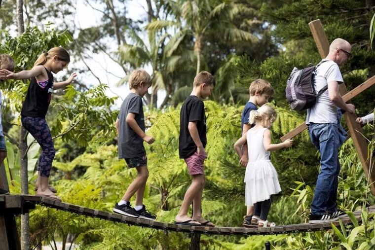 公园攀爬设施施工图资料下载-打破传统 回归自然 | 儿童游乐设施的创新