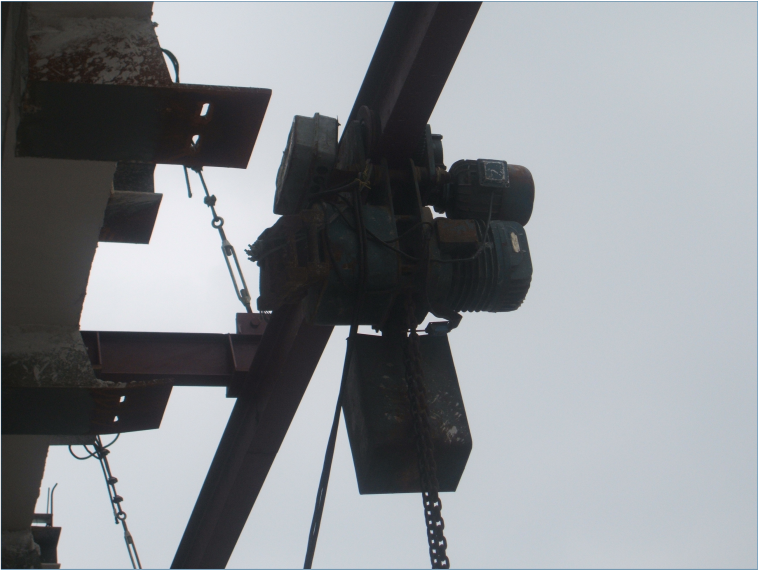 破碎站轨道安装施工方案资料下载-塔楼屋顶单元安装吊装轨道安全专项施工方案