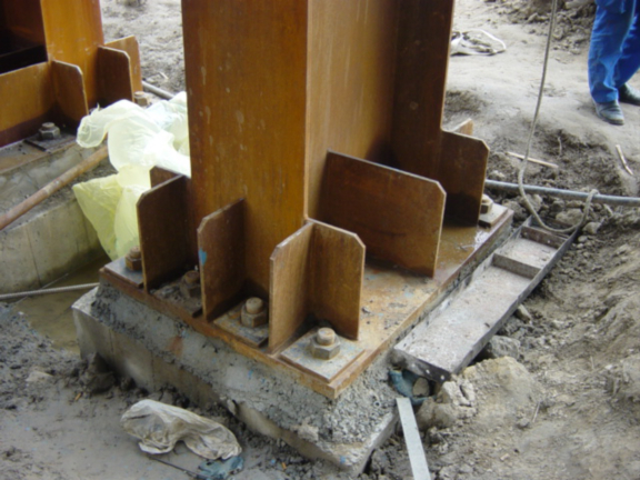钢结构混凝土包柱脚图片