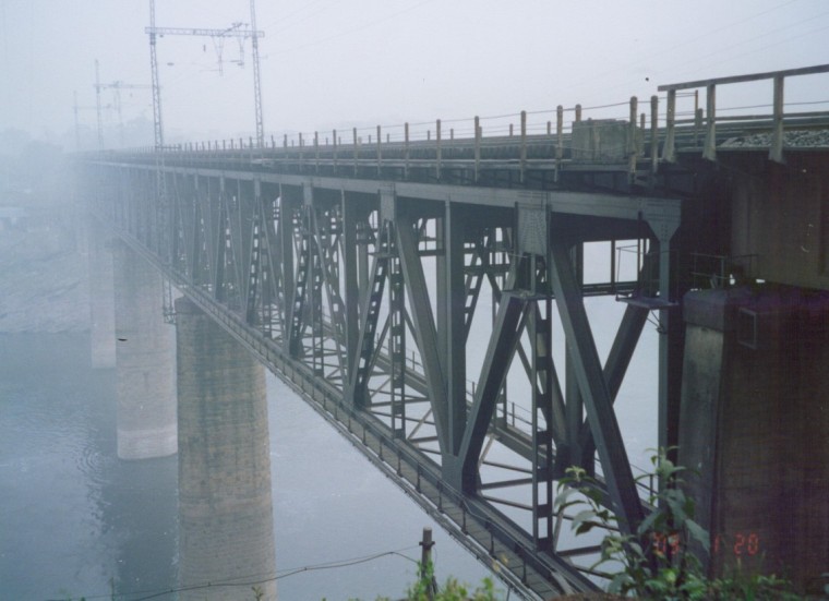 铁路桥梁维护保养、加固与维修技术-内昆线岷江大桥