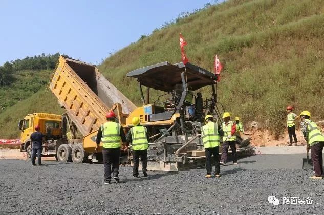 水泥路面施工图及预算资料下载-做好路面工程概预算的15项重要工作