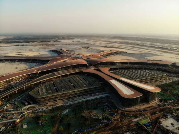 北京航站楼结构设计资料下载-抗震支吊架在北京大兴国际机场航站楼的应用