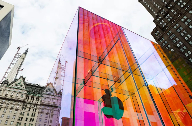 美国纽约白街餐厅资料下载-Apple Store美国纽约第五大道零售店设计