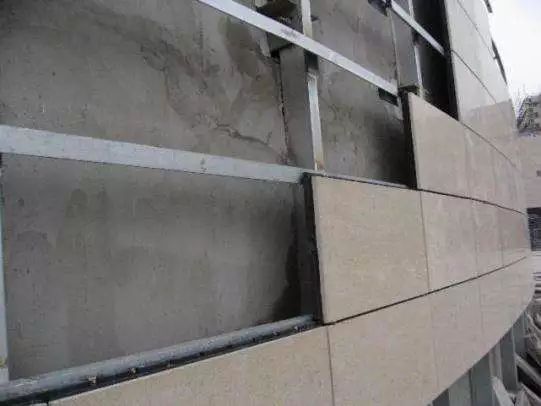 石材安装交底资料下载-石材幕墙工程的版块安装需满足哪些条件？