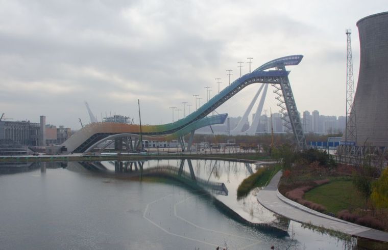 2020室内设计比赛资料下载-北京冬奥会比赛场馆首钢滑雪大跳台建设完成