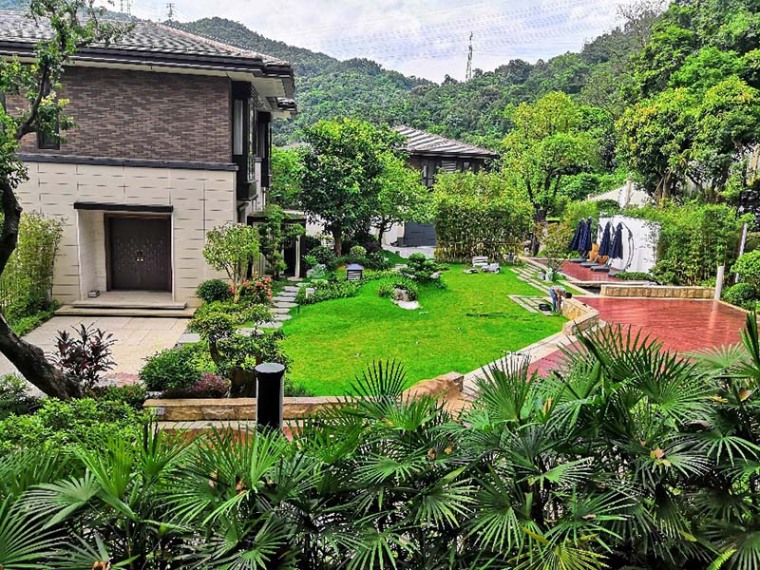 160平方三层别墅资料下载-广州黄埔2860平方的别墅花园设计，完美融合