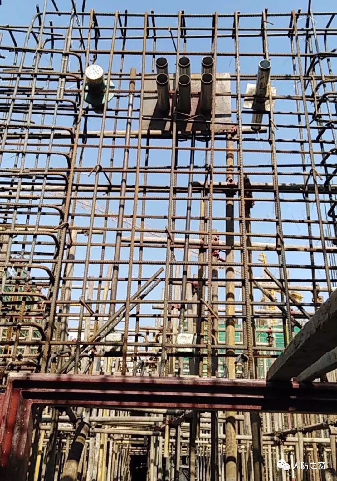 人防墙板的拉结筋及预埋管如何设置-施工技术-筑龙建筑施工论坛