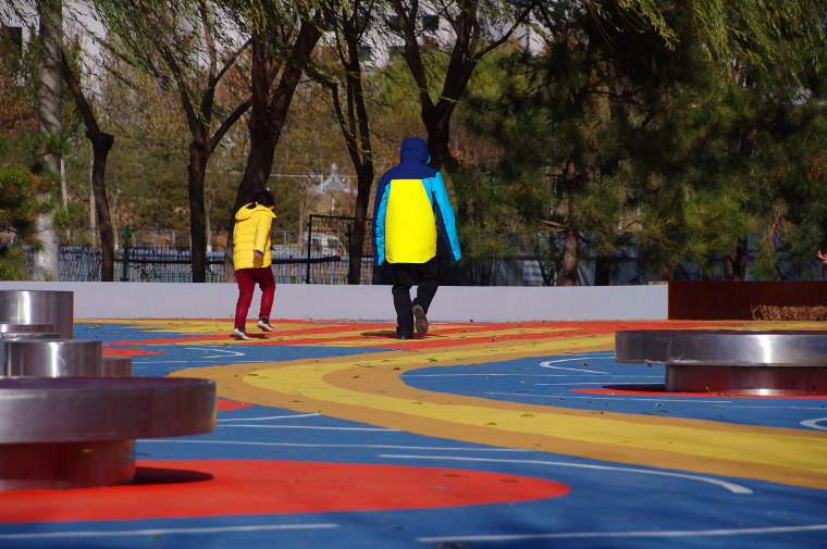 北京华茂绿线北园改造-019-huamao-lvxian-north-park-renovation-china-by-ywa-landscape-architecture-beijing-institute-of-landscape-and-traditional-architectural-design