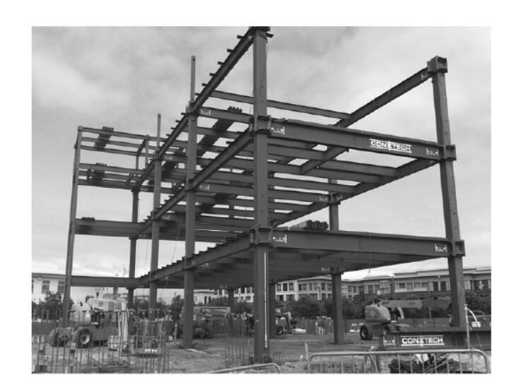 装配式钢柱资料下载-两种多高层装配式钢结构体系及技术特点比较