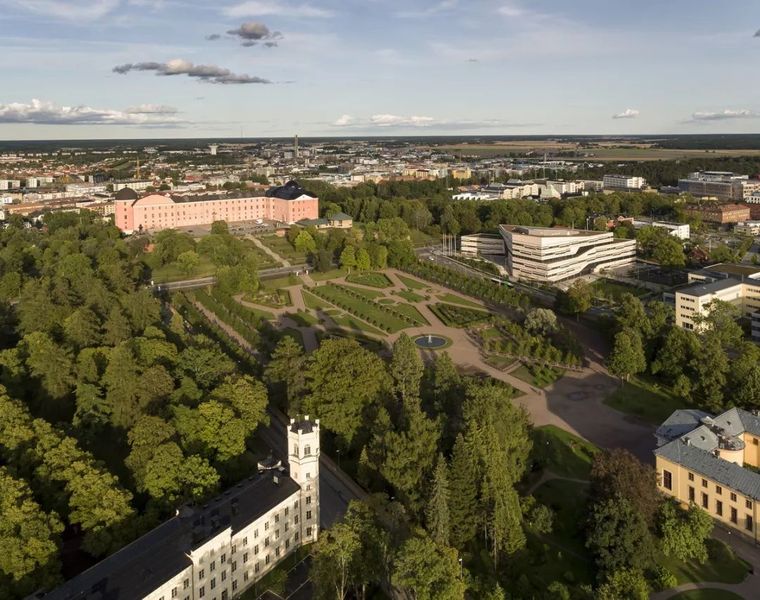 学校行政楼建筑平面图资料下载-瑞典乌普萨拉大学行政楼