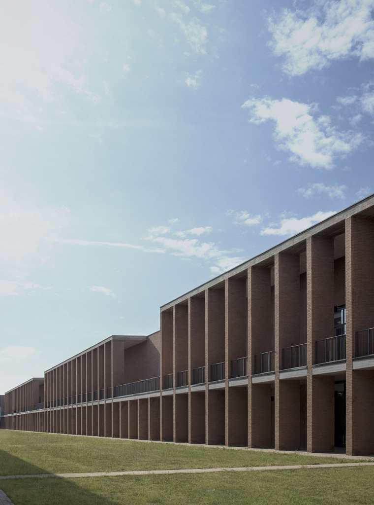 意大利欧洲学校帕尔马新址-017-nuova-sede-della-scuola-per-leuropa-a-parma-by-studio-zermani-e-associati