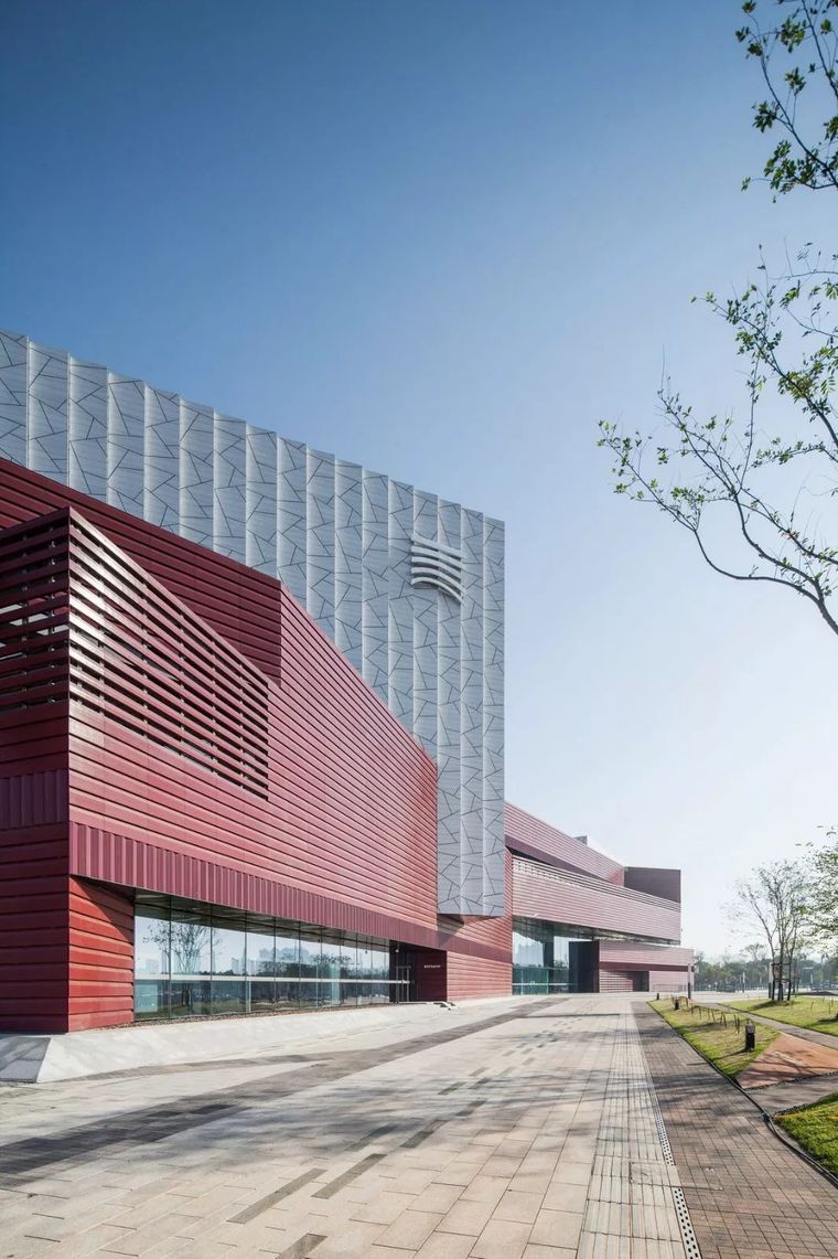 [分享]多层商业 公共文化建筑设计:湖南美术馆