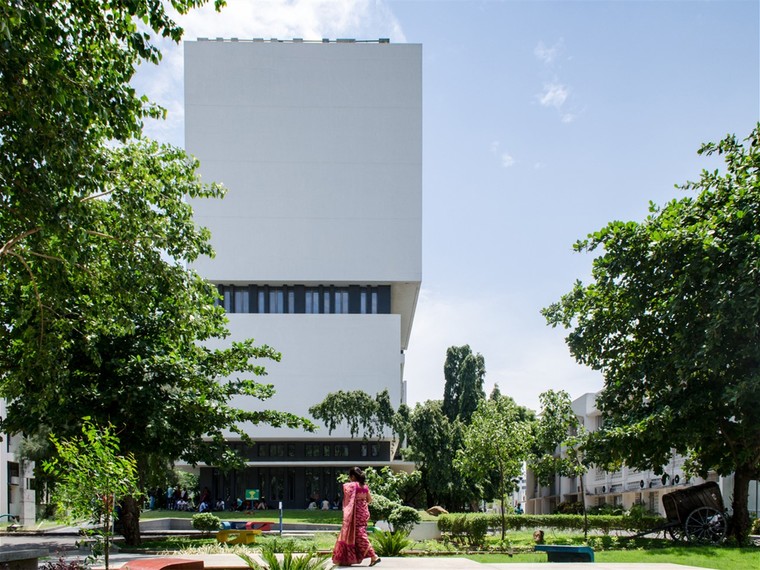 印度新月大学建筑学院