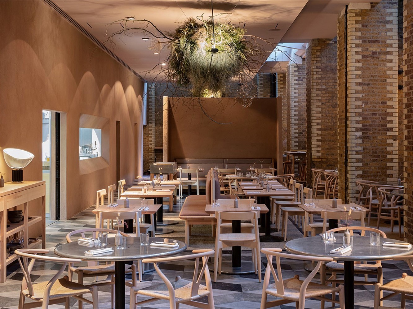澳门伦敦人的丘吉尔餐厅为饕客带来英式用餐体验 - BANG!
