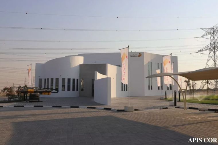 3D混凝土搅拌站资料下载-迪拜政府大楼，全球最大3D打印建筑