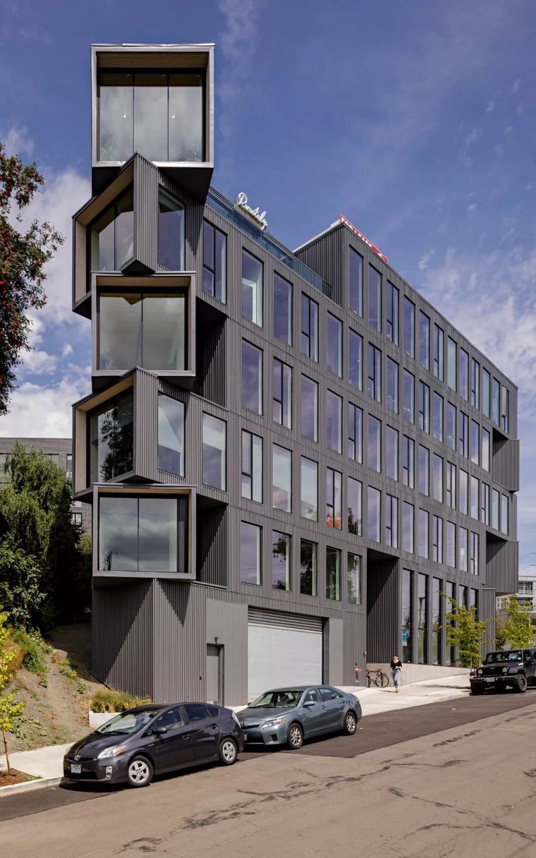 三角形场地02|02办公大楼-建筑方案-筑龙建筑设计论坛