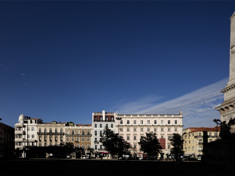 葡萄牙康达雷拉大楼资料下载-葡萄牙Restauradores混合用途大楼