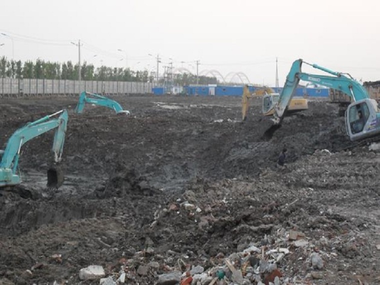 地基换填质量控制措施资料下载-吹填土基坑换填护坡施工工法（Word）