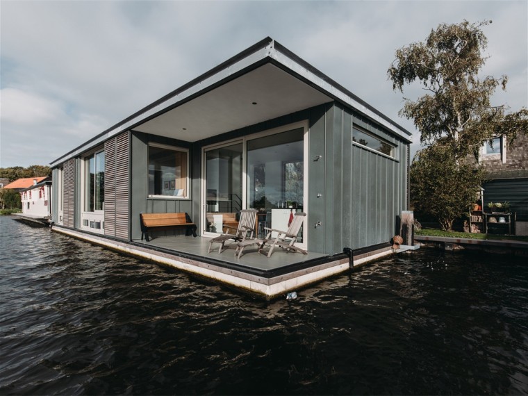 荷兰自动式漂浮别墅