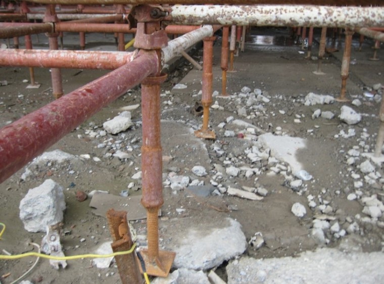 挂篮施工预防措施资料下载-桥梁支架施工安全管理及预防措施