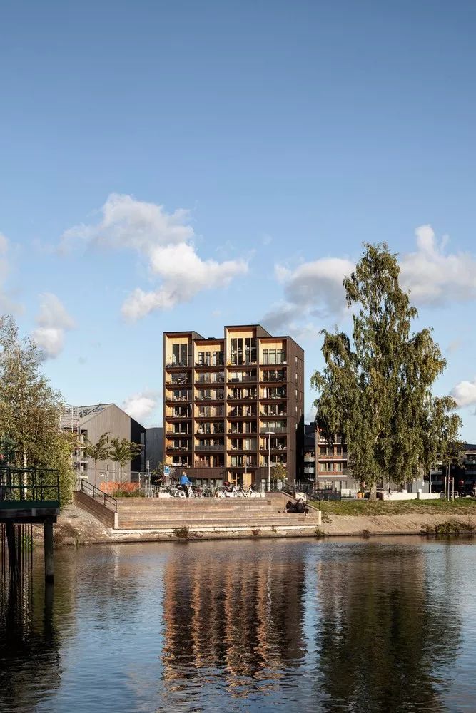 cad多层公寓资料下载-C.F. Møller 新作 多层木构公寓Kajstaden
