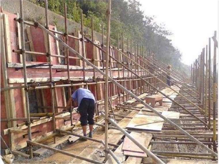 水电站基础开挖毕业设计资料下载-水闸重建工程毕业设计报告