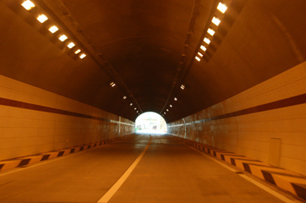 公路应急保通及应急处置资料下载-隧道值守及应急处置服务招标文件