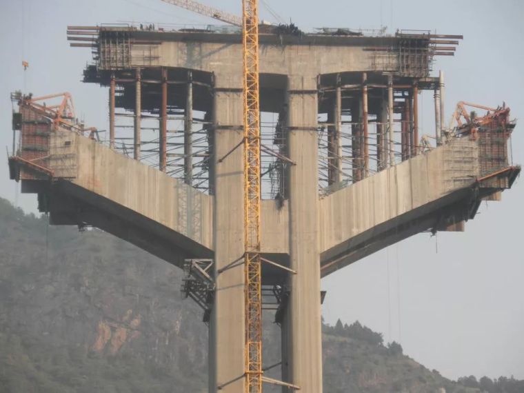 桥梁质量处罚资料下载-桥梁施工管理中的安全管理
