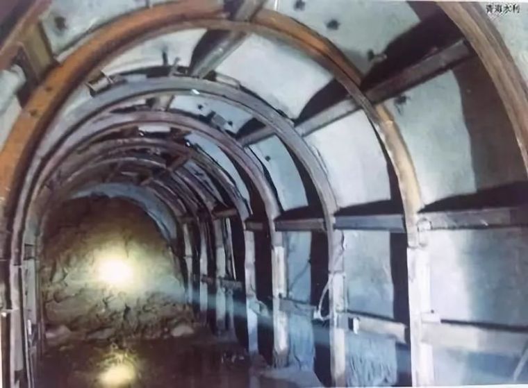 水利工程部分2016资料下载-水利工程隧洞开挖支护施工方案