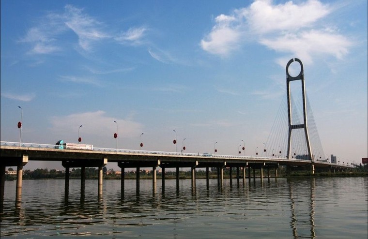 咸阳渭河二号大桥