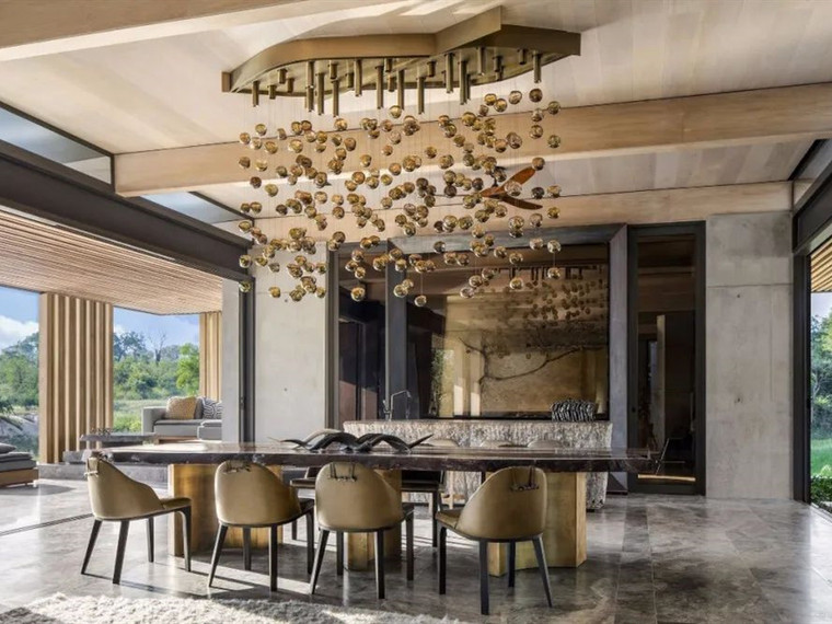 十个著名别墅分析资料下载-南非萨比沙禁猎区的度假别墅