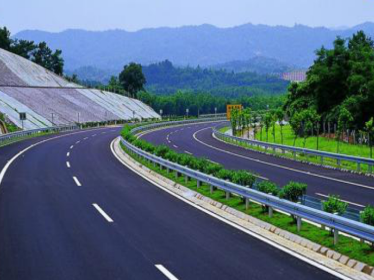 四川省公路工程施工及监理统一用表汇编资料下载-新建项目高速公路监理管理制度汇编