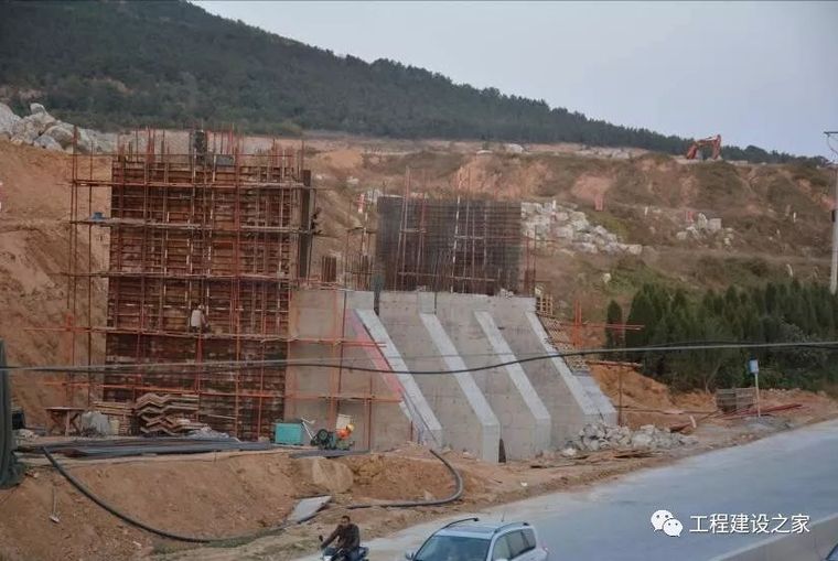 [分享]桥台(肋板,台帽,耳背墙)施工技术交底