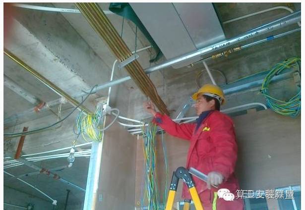 工程总体施工程序资料下载-工程造价中建筑智能化工程的施工程序