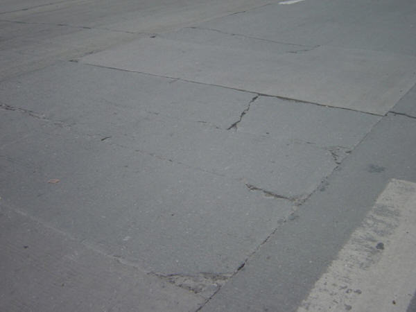 水泥混凝土路面利用资料下载-​公路水泥混凝土路面养护与维修(200页)