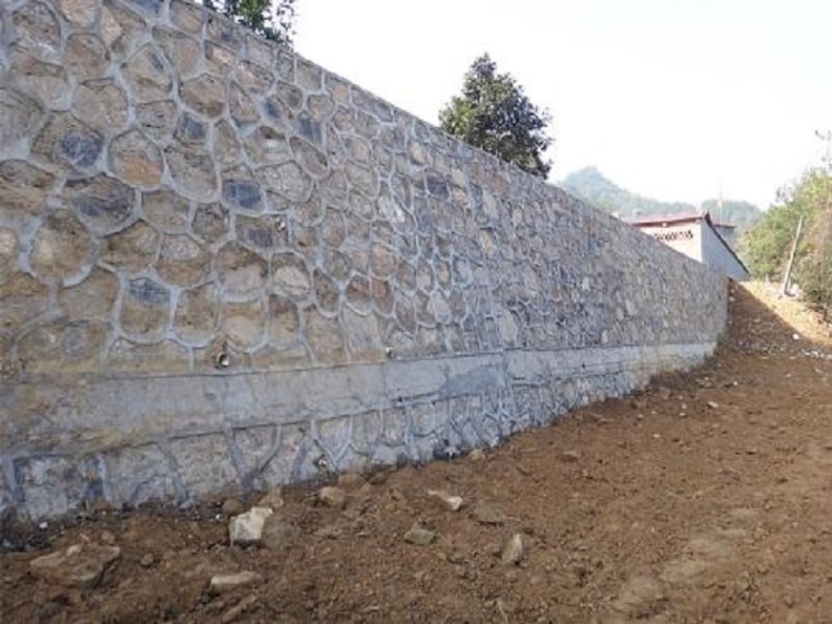 片石路基施工方案资料下载-路基墙砌片石挡土墙施工方案