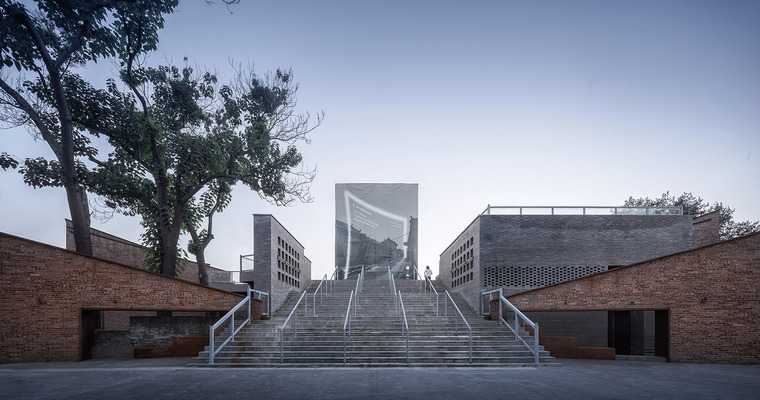 山西平遥国际电影展主场馆-003-pingyao-diesel-engine-factory-renovation-for-pingyao-international-film-festival-china-by-architectural-design-and-research-institute-of-tsinghua-university