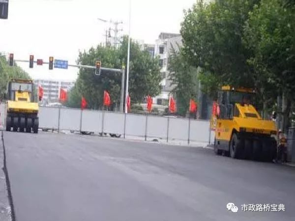 道路工程翻方施工方案资料下载-一份完整的市政道路施工方案